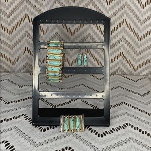 Turquoise Pendant, Bracelet, and Earring Set